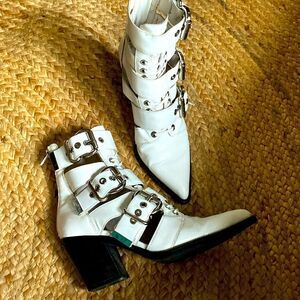 Jeffrey Campbell Caceres Boot